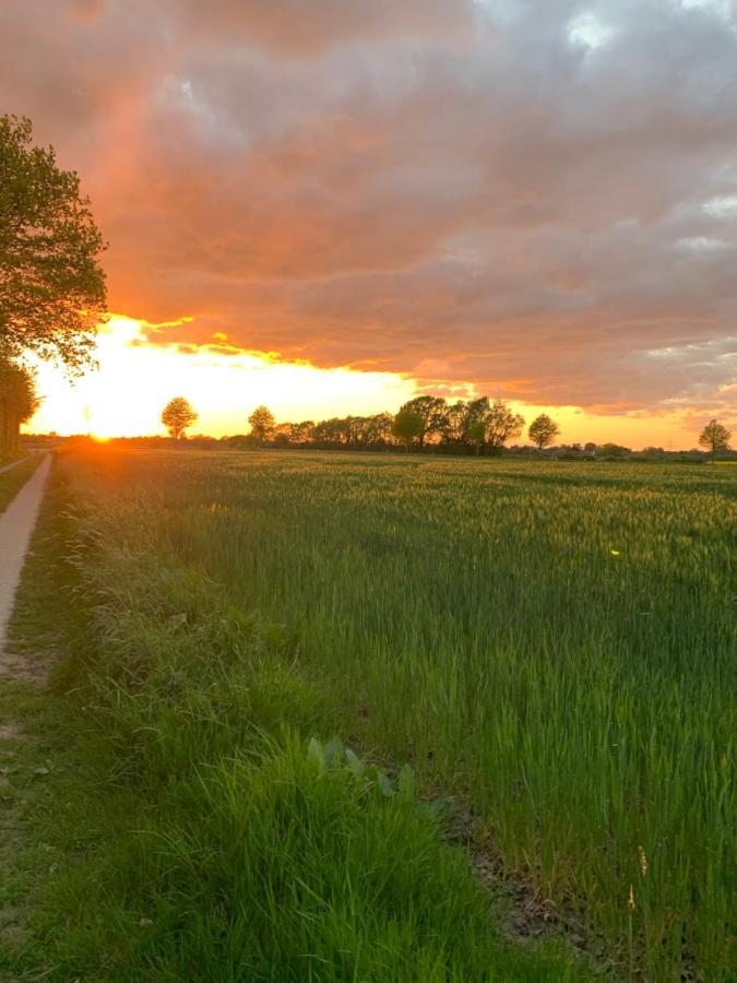 Op'n Dörp Apartments Barsbek Buitenkant foto