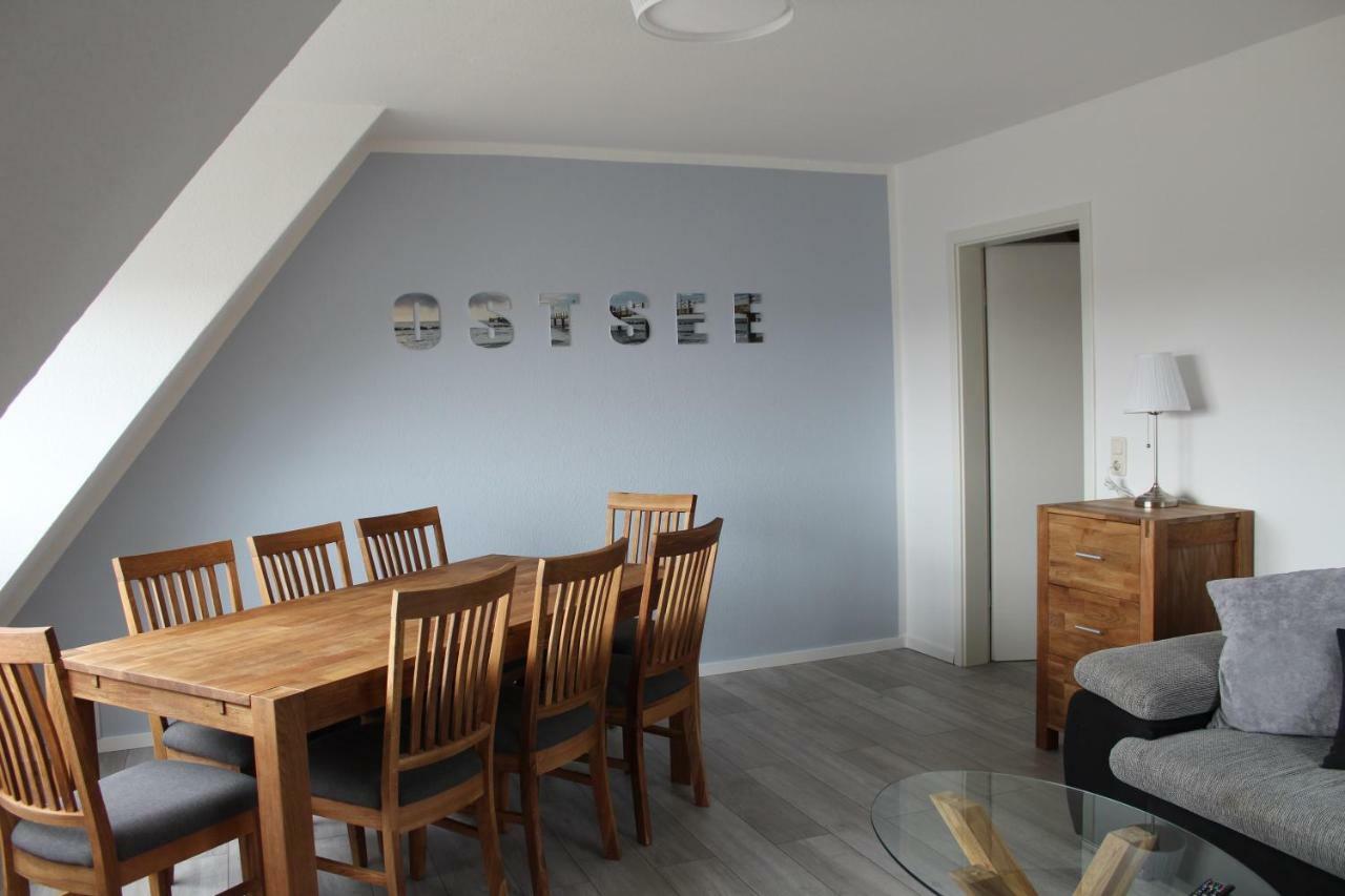 Op'n Dörp Apartments Barsbek Buitenkant foto